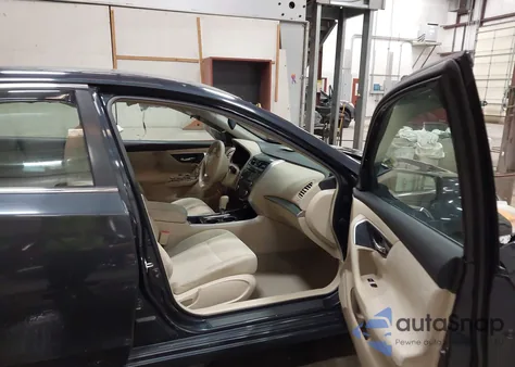 2013 Nissan Altima 2.5 S from USA, damaged, VIN 1N4AL3AP0DN520304